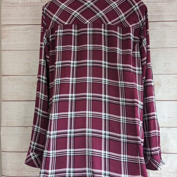 Torrid size 2 lightweight button down plaid shirt - Picture 3 of 8